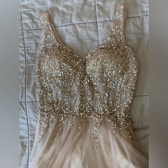 Women champagne Dresses Maxi - Picture 1 of 4